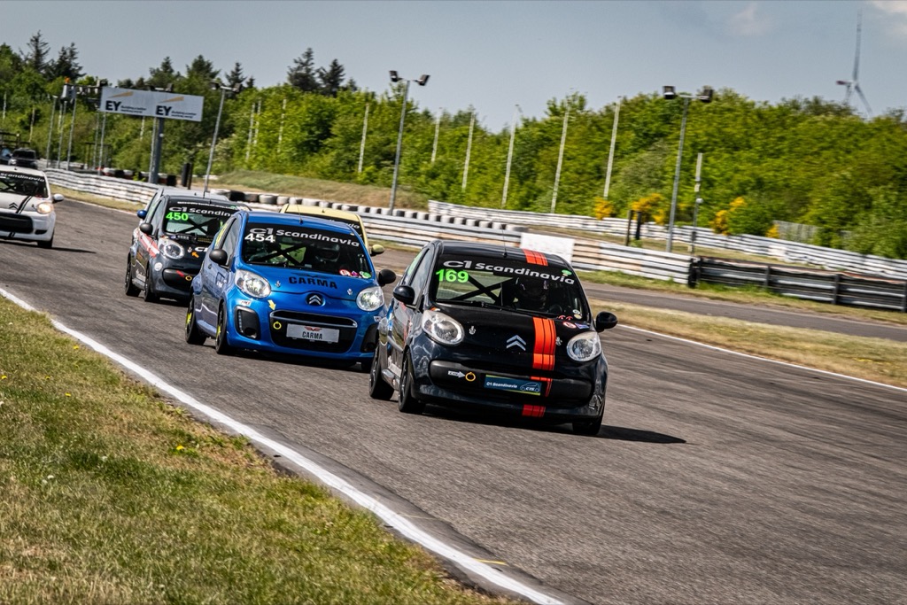Ikke hurtigt - men tæt og underholdende
(Foto: Grippo Motorsport PR)